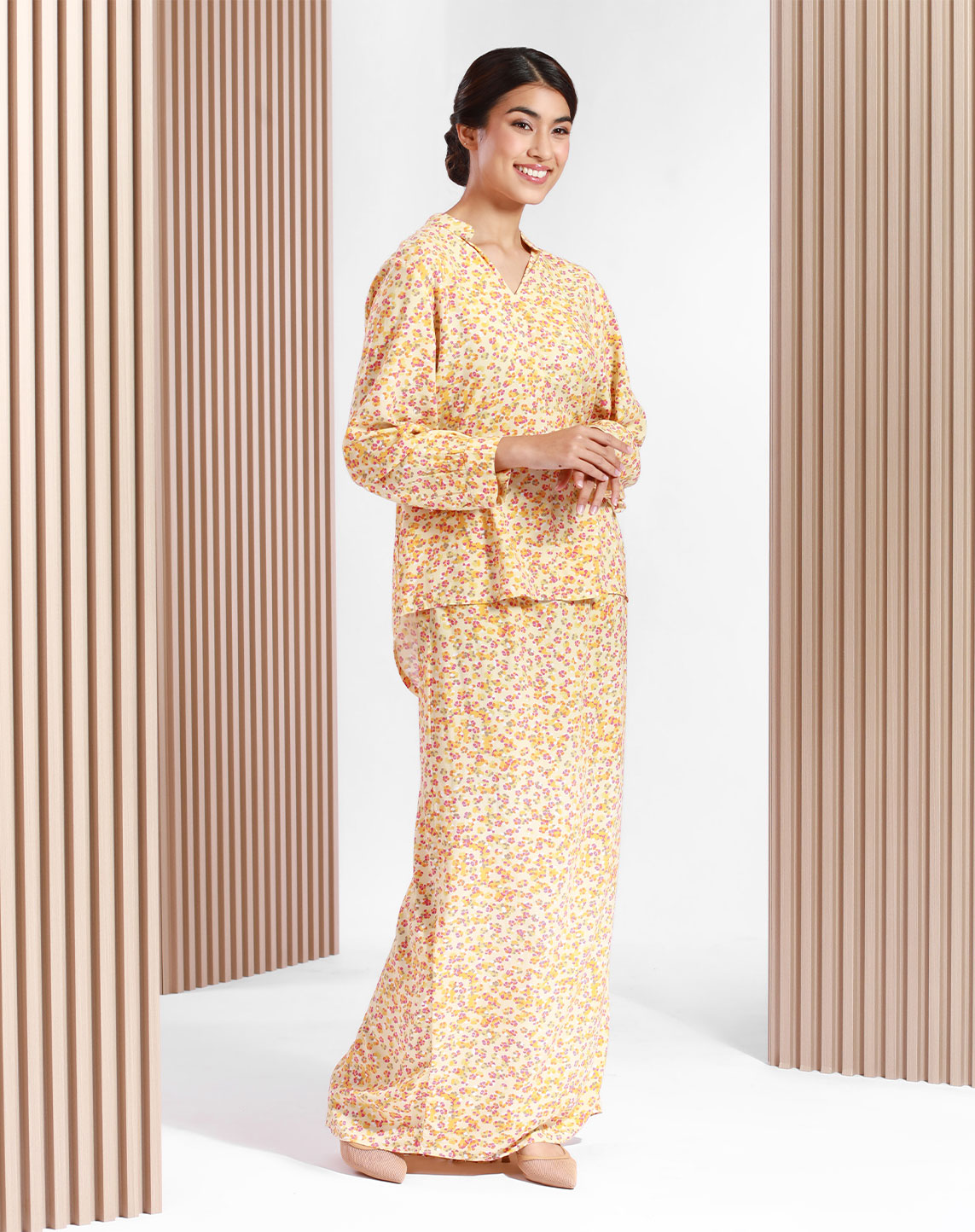 ISHANA BAJU KURUNG IN FRENCH VANILLA